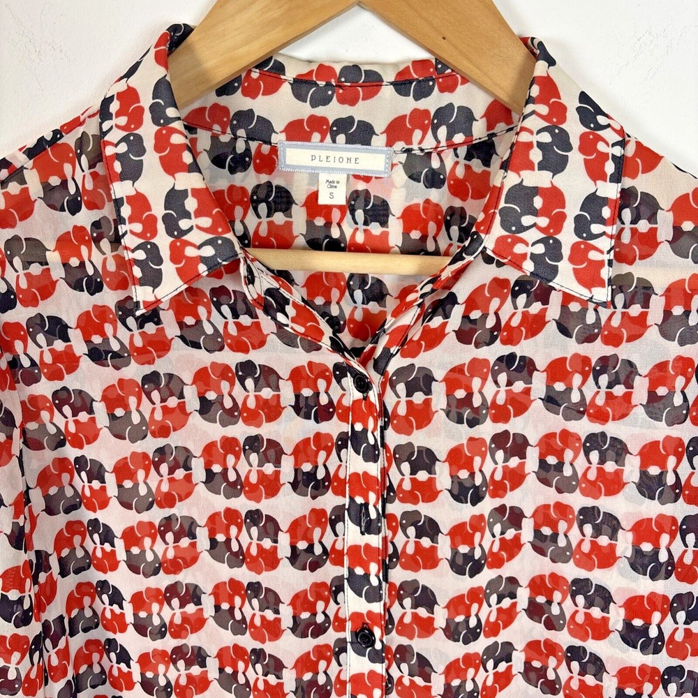 Pleione Shirt Womens S Elephant Red Black‎ Blouse Sheer Button Up Novelty Animal